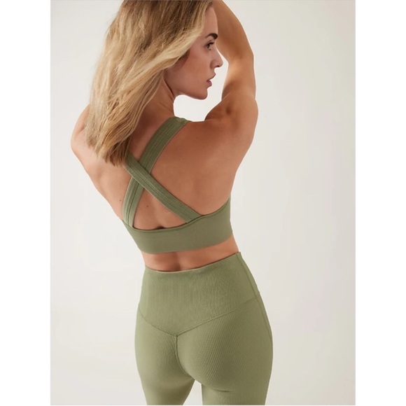 - Aurora scoop bra d-dd green NWT Athleta - Picture 4 of 7